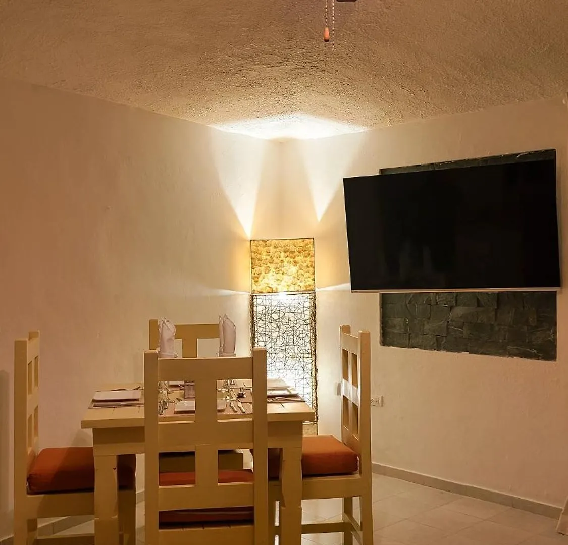 Tritón Hotel Boutique&Restaurant Guayacanes